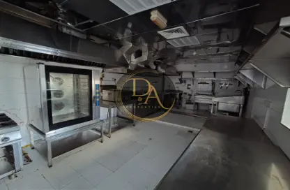 Shop - Studio for rent in Oxford Tower - Business Bay - Dubai