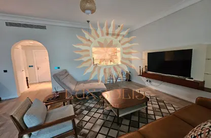 Apartment - 2 Bedrooms - 3 Bathrooms for sale in Al Tamr - Shoreline Apartments - Palm Jumeirah - Dubai
