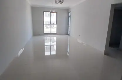 Apartment - 2 Bedrooms - 3 Bathrooms for rent in Al Khan Corniche - Al Khan - Sharjah Apartment - 2 Bedrooms - 3 Bathrooms for rent in Al Khan Corniche - Al Khan - Sharjah
