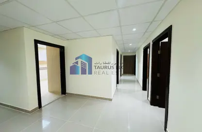 Apartment - 3 Bedrooms - 4 Bathrooms for rent in Sheikh Rashid Building - Sheikh Zayed Road - Dubai