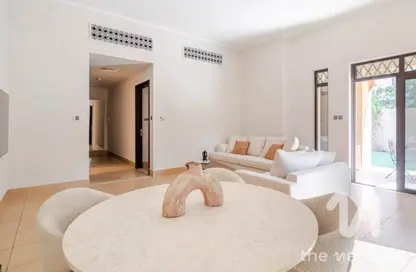 شقة - غرفة نوم - 2 حمامات للايجار في زنجبيل 3 - زنجبيل - دبي القديمة - وسط مدينة دبي - دبي