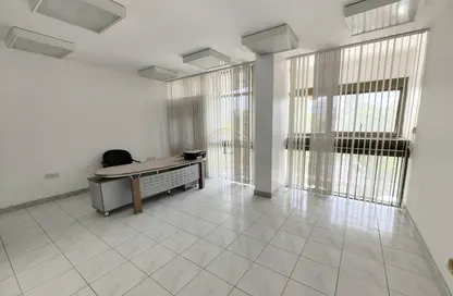 Office Space - Studio - 1 Bathroom for rent in Khalifa Street - Central District - Al Ain