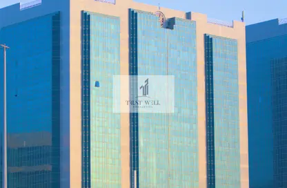 مكتب - استوديو - 3 حمامات للايجار في كورنيش الخالدية - الخالدية - أبوظبي