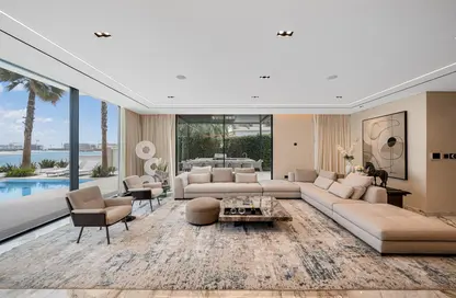Villa - 5 Bedrooms - 6 Bathrooms for sale in Garden Homes Frond B - Garden Homes - Palm Jumeirah - Dubai
