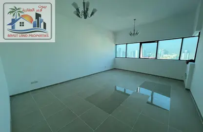 Apartment - 1 Bedroom - 2 Bathrooms for rent in Al Mamzar - Al Mamzar - Sharjah - Sharjah