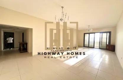 Apartment - 3 Bedrooms - 4 Bathrooms for rent in Al Taawun Street - Al Taawun - Sharjah