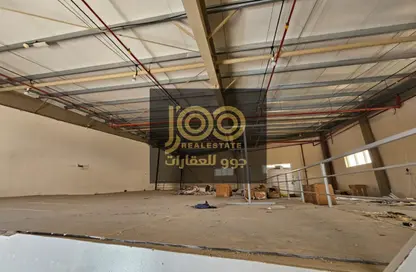 Warehouse - Studio - 1 Bathroom for rent in Umm Al Thuoob - Umm Al Quwain
