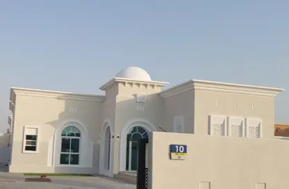 Villa - 4 Bedrooms - 6 Bathrooms for rent in Al Khawaneej 2 - Al Khawaneej - Dubai