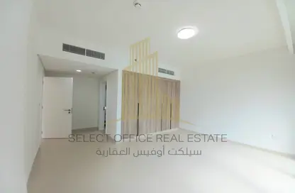 Empty Room image for: Apartment - 1 Bedroom - 2 Bathrooms for rent in Al Beed Terrace - Al Raha Beach - Abu Dhabi, Image 1