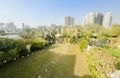 Villa - 4 Bedrooms - 6 Bathrooms for rent in Circle Villas - Jumeirah Village Circle - Dubai