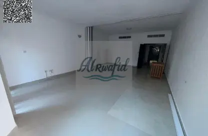 شقة - 3 غرف نوم - 4 حمامات للايجار في برج النعيمية 1 - أبراج النعيمية - النعيمية - عجمان