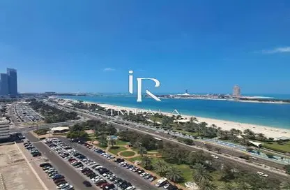 شقة - 4 غرف نوم - 5 حمامات للايجار في شارع الكورنيش - أبوظبي