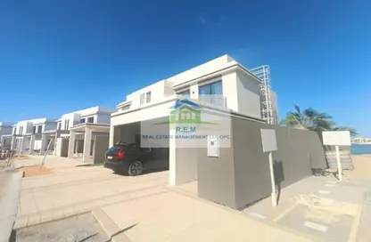 Townhouse - 2 Bedrooms - 3 Bathrooms for sale in Falcon Island - Al Hamra Village - Ras Al Khaimah