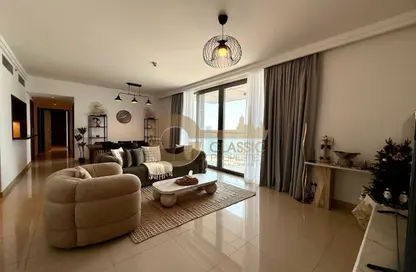 Apartment - 3 Bedrooms - 3 Bathrooms for rent in Boulevard Point - Downtown Dubai - Dubai