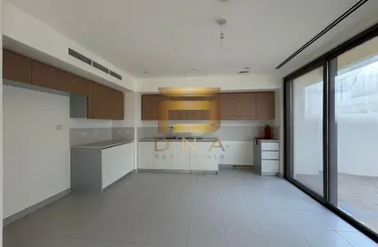 Townhouse - 4 Bedrooms - 4 Bathrooms for sale in Parkside 2 - EMAAR South - Dubai South (Dubai World Central) - Dubai