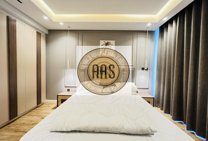 Apartment - 2 Bedrooms - 3 Bathrooms for sale in Diamond Building - Jumeirah Garden City - Al Satwa - Dubai
