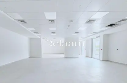 Shop - Studio for rent in Al Raha Beach - Abu Dhabi