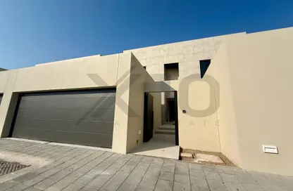 Villa - 6 Bedrooms - 6 Bathrooms for rent in Umm Suqeim 2 Villas - Umm Suqeim 2 - Umm Suqeim - Dubai