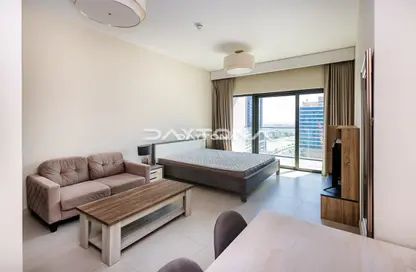 Apartment - Studio - 1 Bathroom for rent in SOL Avenue - Business Bay - Dubai