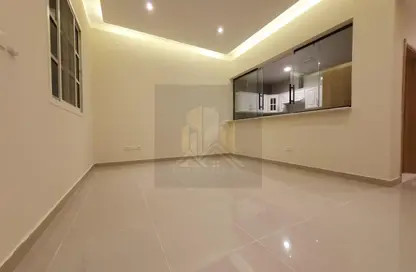Apartment - 1 Bedroom - 2 Bathrooms for rent in Khalifa City A Villas - Khalifa City A - Khalifa City - Abu Dhabi