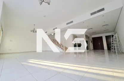 Villa - 4 Bedrooms - 6 Bathrooms for rent in Circle Villas - Jumeirah Village Circle - Dubai