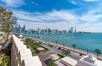 Penthouse - 3 Bedrooms - 4 Bathrooms for sale in Maurya - Grandeur Residences - Palm Jumeirah - Dubai