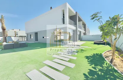 Villa - 4 Bedrooms - 6 Bathrooms for sale in South Bay 5 - South Bay - Dubai South (Dubai World Central) - Dubai