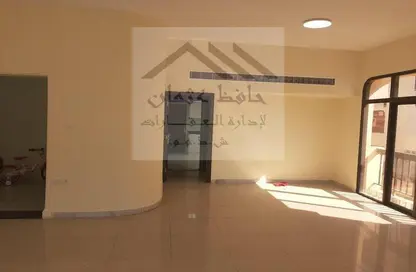 Apartment - 4 Bedrooms - 3 Bathrooms for rent in Al Nahyan - Abu Dhabi