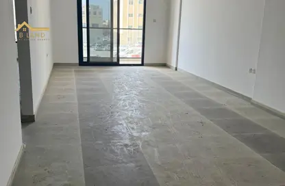 Apartment - 2 Bedrooms - 3 Bathrooms for rent in Muweileh Community - Muwaileh Commercial - Sharjah