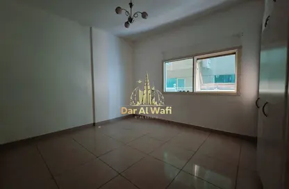 شقة - 2 غرف نوم - 2 حمامات للايجار في شارع تالياتلا ​ - النهدة - الشارقة