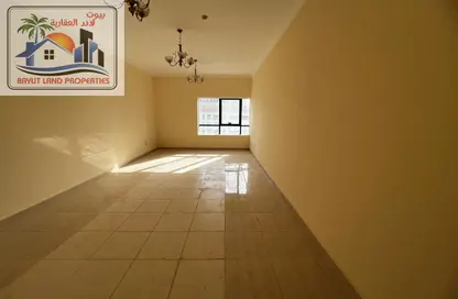 شقة - 2 غرف نوم - 2 حمامات للايجار في شارع التعاون الجديد - التعاون - الشارقة