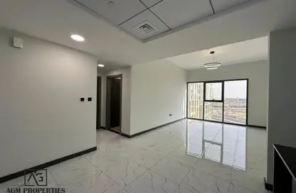 شقة - 2 غرف نوم - 3 حمامات للايجار في برج روكان B - برج روكان - روكان - دبي لاند - دبي