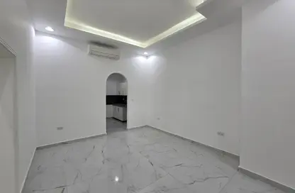 شقة - غرفة نوم - 2 حمامات للايجار في مدينة الرياض - أبوظبي