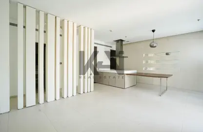 Apartment - 2 Bedrooms - 3 Bathrooms for rent in West Avenue Tower - Dubai Marina - Dubai