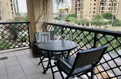Apartment - 1 Bedroom - 2 Bathrooms for sale in Kamoon - Old Town - Dubai