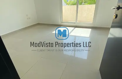 Villa - 2 Bedrooms - 3 Bathrooms for rent in Al Reef Villas - Al Reef - Abu Dhabi