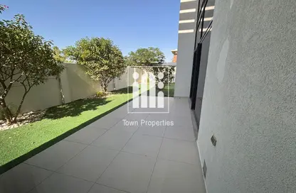 Villa - 4 Bedrooms - 7 Bathrooms for rent in West Yas - Yas Island - Abu Dhabi Villa - 4 Bedrooms - 7 Bathrooms for rent in West Yas - Yas Island - Abu Dhabi