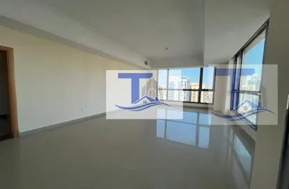 Apartment - 3 Bedrooms - 4 Bathrooms for rent in Al Falah Street - City Downtown - Abu Dhabi