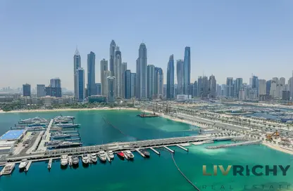 Apartment - 2 Bedrooms - 2 Bathrooms for sale in Marina Vista - EMAAR Beachfront - Dubai Harbour - Dubai