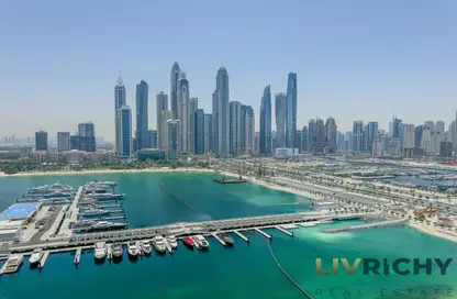 Apartment - 2 Bedrooms - 2 Bathrooms for sale in Marina Vista - EMAAR Beachfront - Dubai Harbour - Dubai