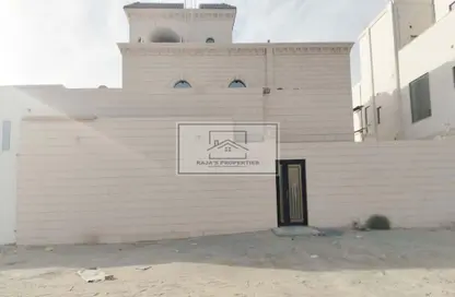 شقة - 2 غرف نوم - 3 حمامات للايجار في مدينة الرياض - أبوظبي