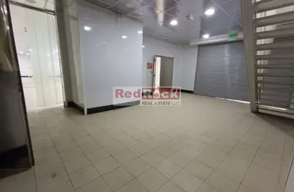 Warehouse - Studio - 4 Bathrooms for rent in Al Quoz Industrial Area 3 - Al Quoz Industrial Area - Al Quoz - Dubai