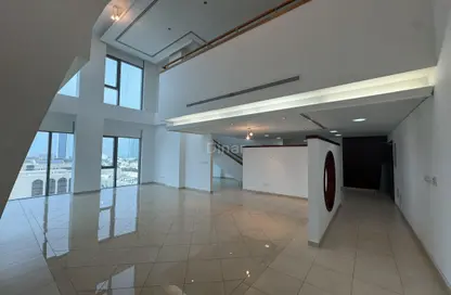 Apartment - 3 Bedrooms - 5 Bathrooms for rent in Al Bateen Plaza - Al Bateen - Abu Dhabi