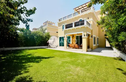 Villa - 4 Bedrooms - 5 Bathrooms for sale in Legacy - Jumeirah Park - Dubai