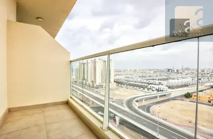 Apartment - 1 Bathroom for rent in Azizi Plaza - Al Furjan - Dubai