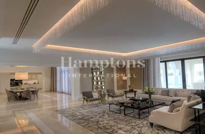 Living / Dining Room image for: Villa - 4 Bedrooms - 4 Bathrooms for sale in District One Phase III - District One - Mohammed Bin Rashid City - Dubai, Image 1