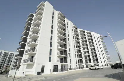 Apartment - Studio - 1 Bathroom for rent in Waters Edge - Yas Island - Abu Dhabi