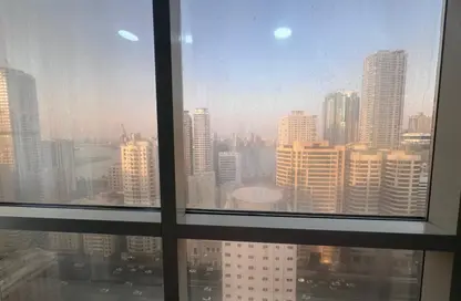 شقة - 2 غرف نوم - 3 حمامات للبيع في ابراج روز - الخان - الشارقة