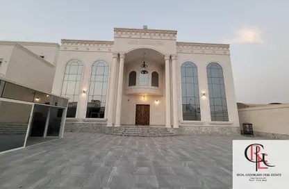 فيلا - 8 غرف نوم - 8 حمامات للايجار في مدينة الرياض - أبوظبي