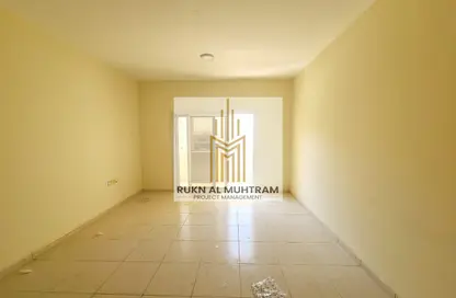 Apartment - 2 Bedrooms - 2 Bathrooms for rent in Fire Station Road - Muwaileh - Sharjah